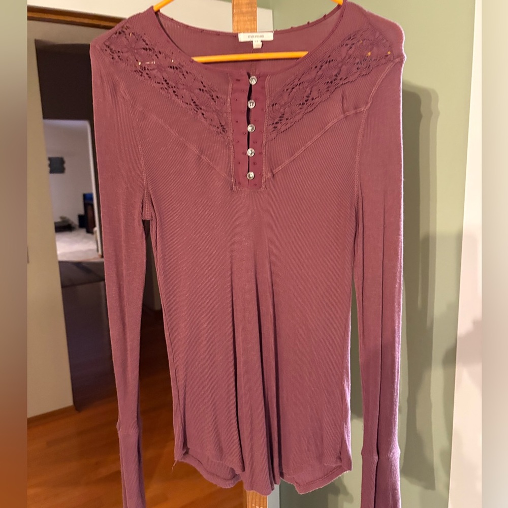 Cute slim fit Henley